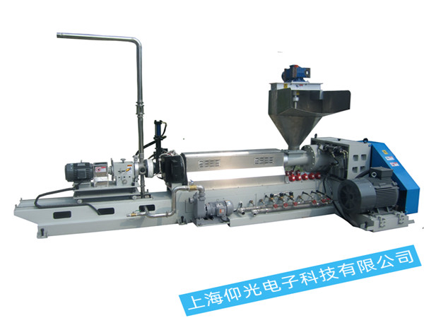 �����C�S��,�����C�����F���}�S��